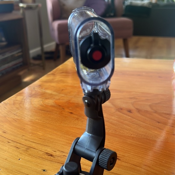 Sony action can waterproof case and mount - Picture 4 of 7